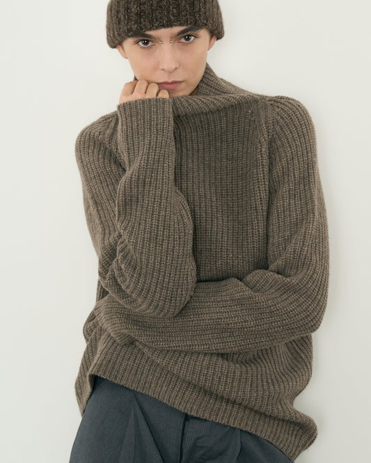 KNIT 02 _WARM GREY